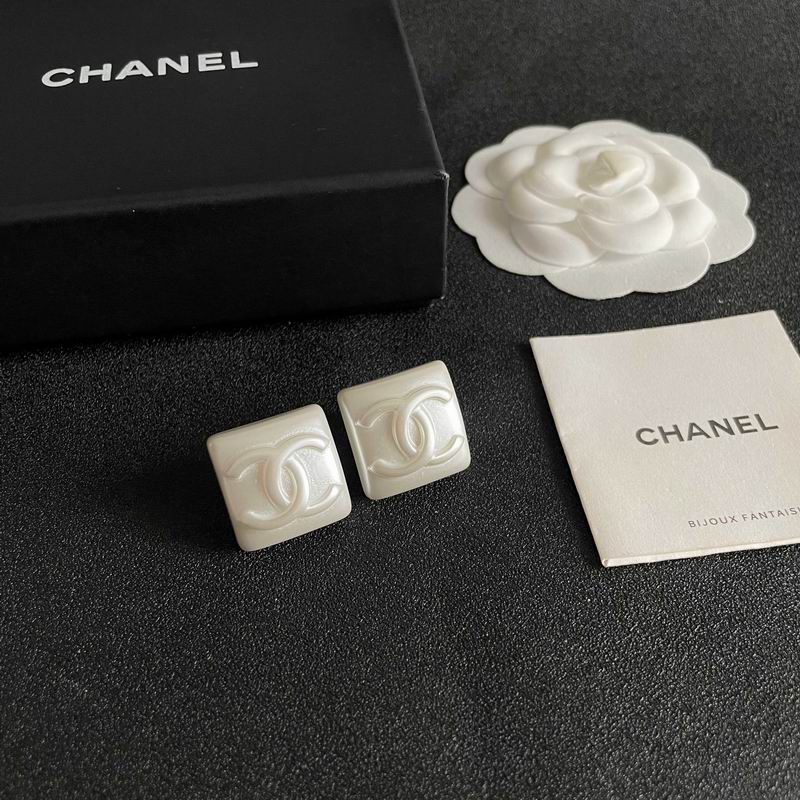 Chanel  Earring 03yxs571